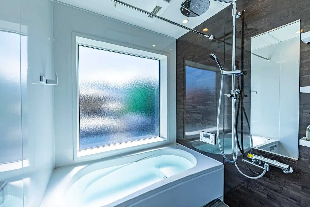 Galaxy Jacuzzi Resort